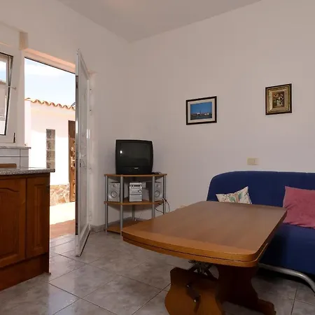 Samuel 1 Bed - #124933 *