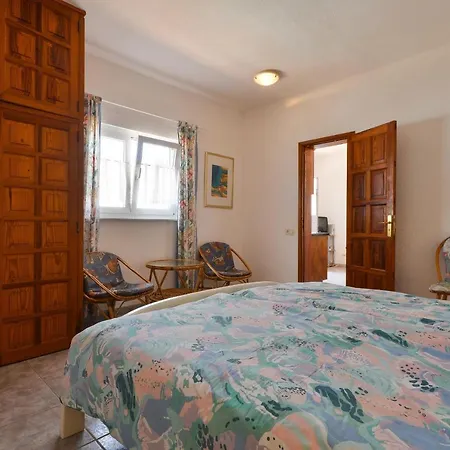 Samuel 1 Bed - #124933 아파트 *